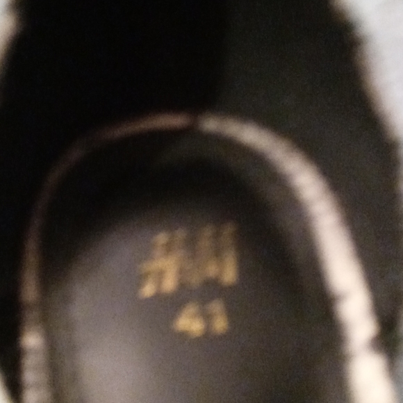 H&M snakeskin round heel ankle strap heel - Picture 4 of 6